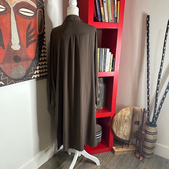 Long Duster . NWT - Picture 2 of 2